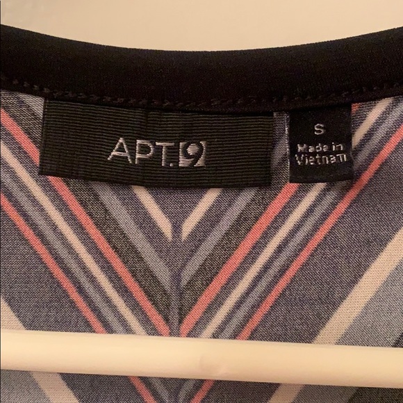 Apt 9 wrap around tye dress small - Picture 2 of 4